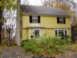 151 Newtonville Ave, Newton, MA 02458-1851