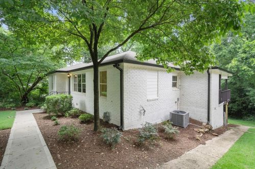 1201 Clearview Dr, Atlanta GA  30319-4103 exterior