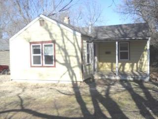 2721 Lincoln St, Springfield MO  65802-4716 exterior
