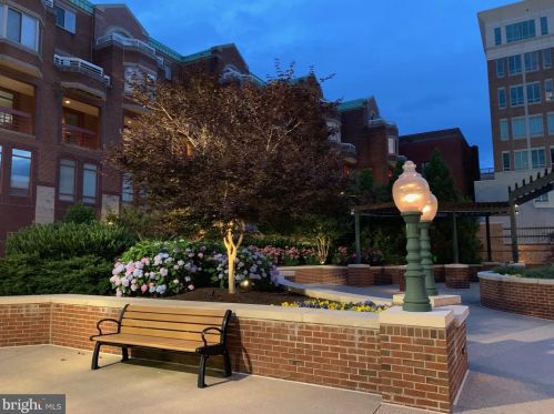 22 Courthouse Sq, Rockville MD  20850-2346 exterior