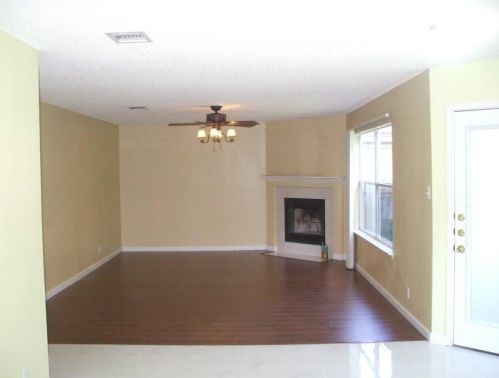 9700 Dalewood Dr, Austin TX  78729-3663 exterior