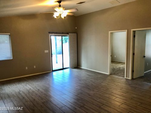 5257 Crowley Ln, Tucson AZ  85705-4941 exterior