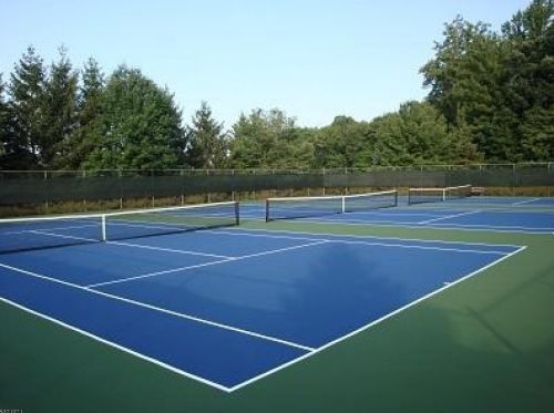 15 Lapis Cir, Town Center NJ 07052-2160 exterior