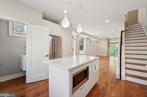 1214 17 St, Philadelphia PA 19132-3929 exterior