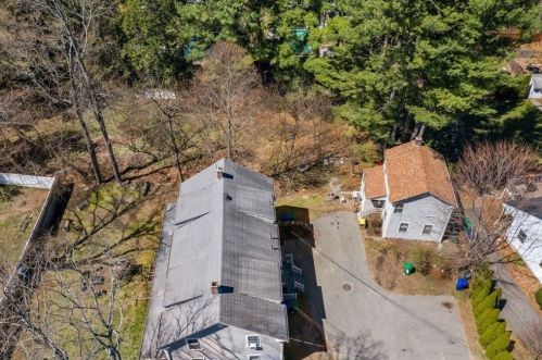 617 Grv St, Newton MA 02466-2209 exterior