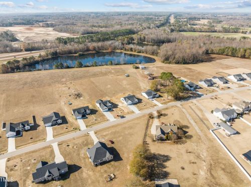 6041 Farmwood Loop, Wilson NC 27896-8010 exterior