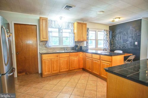 120 Gropp Ave, Trenton NJ 08610-2421 exterior