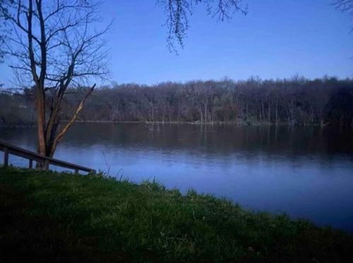 4035 Riverside Dr, Edgerton WI 53534-8610 exterior