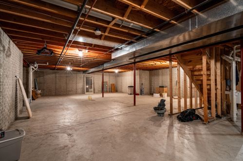 2269 Mangold Ave, Milwaukee WI 53221-4949 exterior