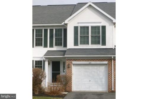 1103 Red Rock Cir, Limerick PA  19468-1155 exterior