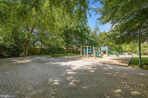 11345 King George Dr, Silver Spring MD  20902-4446 exterior