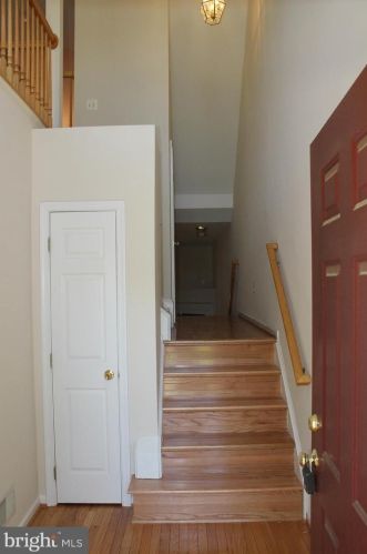 6723 Dorothy Giles Ct, Alexandria VA  22315-6050 exterior