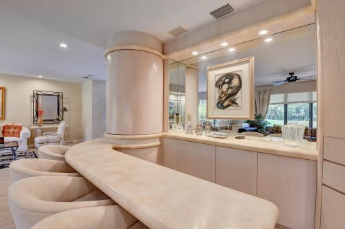 36 Hampshire Ln, Boynton Beach FL 33436-7414 exterior