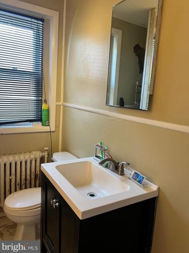 2306 Upland St, Chester PA 19013-5127 exterior