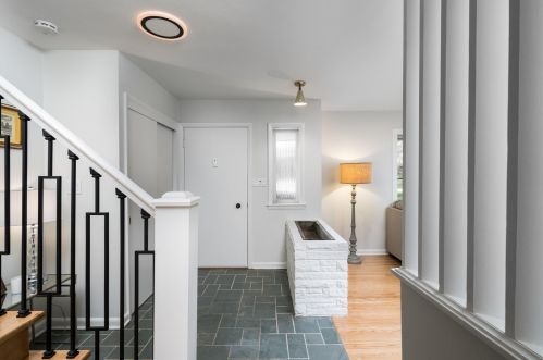 229 Bergen Dr, Milwaukee WI  53217-2308 exterior