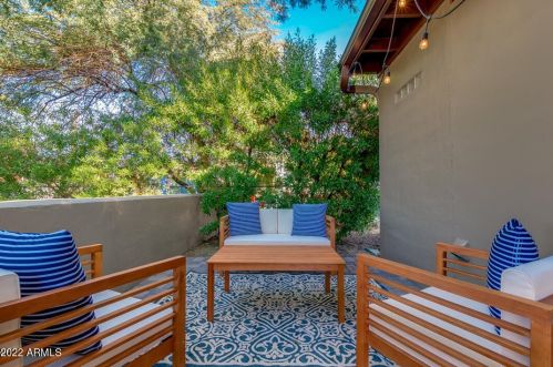 2608 10 St, Phoenix AZ 85085-7781 exterior