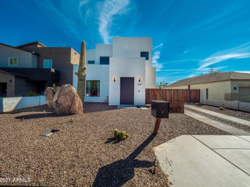 2537 28th Pl, Phoenix AZ  85008-2010 exterior