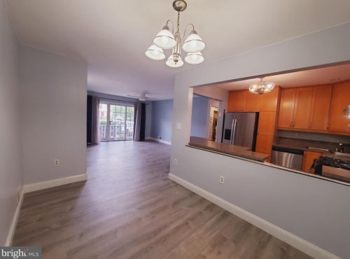 48 Lehavre Ct, Trenton NJ  08619-4723 exterior