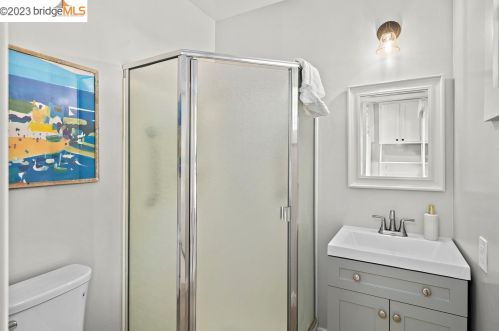 930 Shattuck Ave, Berkeley CA 94707-2401 exterior