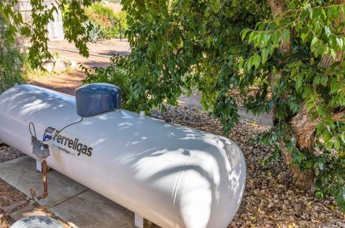 31150 Avenida Del Reposo, Temecula CA 92591-1719 exterior