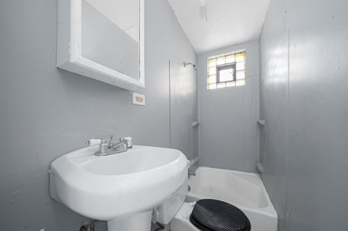 3245 64 Pl, Chicago IL 60638-5418 exterior