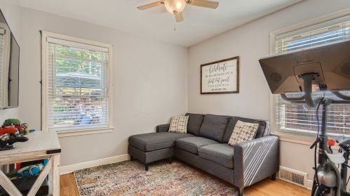 9539 Hamlin Ave, Chicago IL 60655-4013 exterior