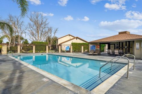 2955 Kelp Ln, Oxnard CA 93035-1623 exterior