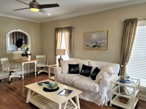 3310 Park Dr, Fort Pierce FL 34982-8424 exterior