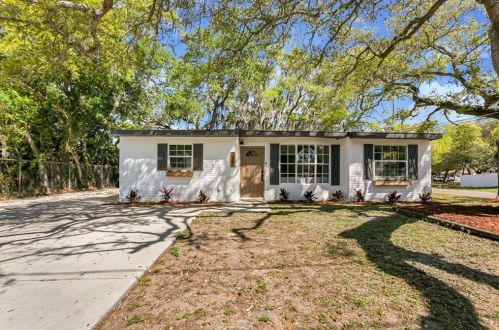 3401 Van Buren Dr, Tampa, FL 33611-5416