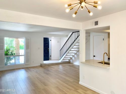 3004 46 St, Phoenix AZ 85008-2436 exterior