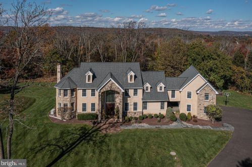 1593 Wrightstown Rd, Upper Makefield PA 18940-2814 exterior