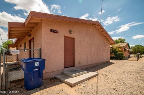 1601 Glenn St, Tucson, AZ 85719-2752