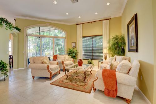 6947 Southport Dr, Boynton Beach FL 33472-6901 exterior