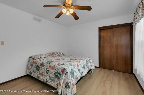 99 4 Winds Dr, Middletown NJ 07748-3134 exterior