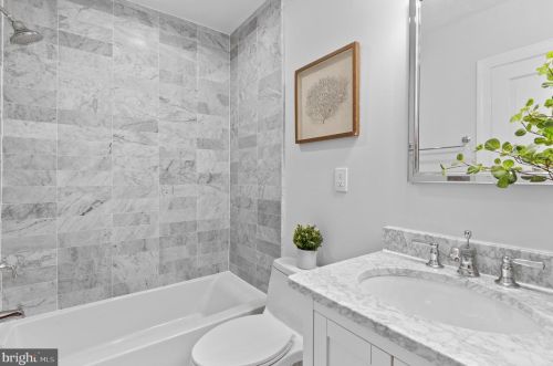 3705 Reservoir Rd, Washington DC  20007-2112 exterior