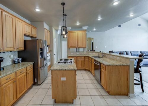 4933 China Gdn Dr, Austin TX 78730-3577 exterior