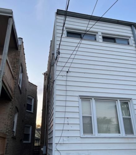 7527 Champlain Ave, Chicago IL 60619-2222 exterior