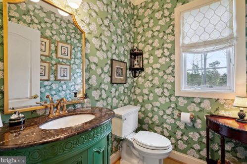 11409 Palatine Dr, Rockville MD  20854-1453 exterior