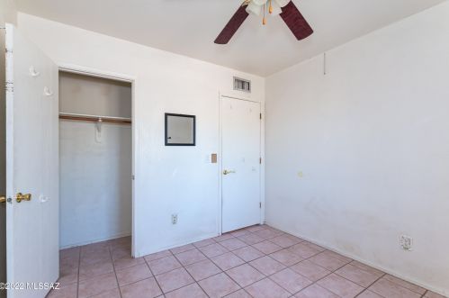 9442 5th St, Tucson AZ 85716-5005 exterior