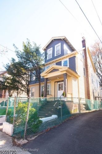 192 Shephard Ave, Newark, NJ 07112-2022