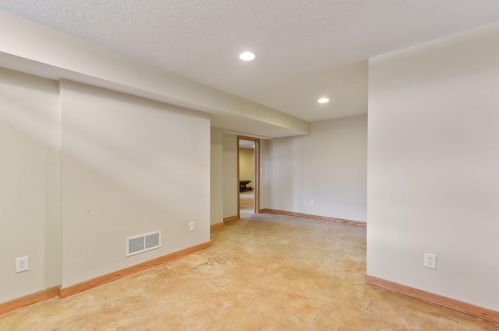 1735 Perkins Ln, Maple Plain MN 55359 exterior