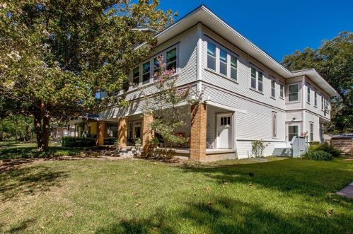 106 Edgefield Ave, Dallas, TX 75208-5311