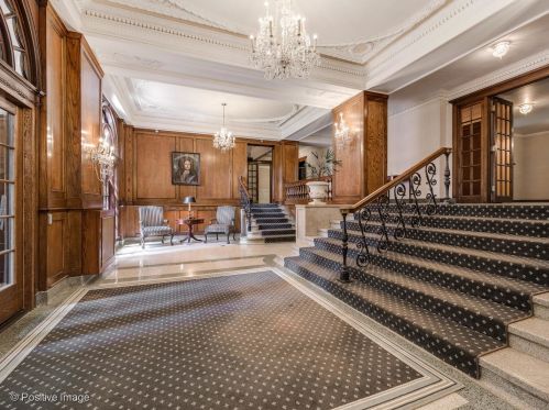 400 Deming Pl, Chicago IL 60614-1724 exterior