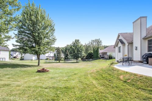 8401 Interlochen St, Kalamazoo MI  49009-3931 exterior