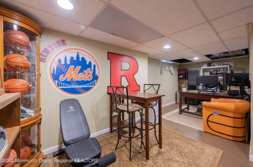 30 Schiverea Ave, East Freehold NJ 07728-1854 exterior