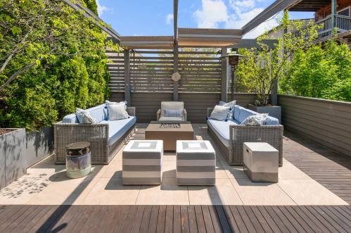 1324 Eddy St, Chicago IL 60657-1006 exterior