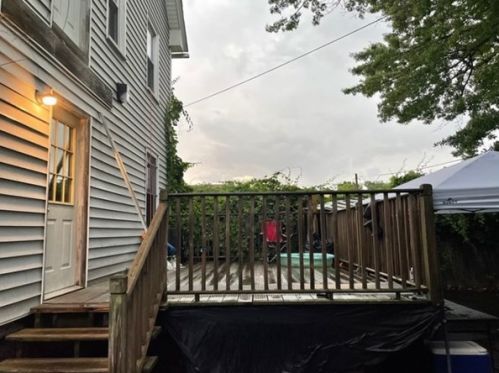 29 Morris St, Springfield MA  01105-2001 exterior