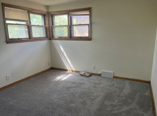 181 78th St, Milwaukee WI  53214-1408 exterior