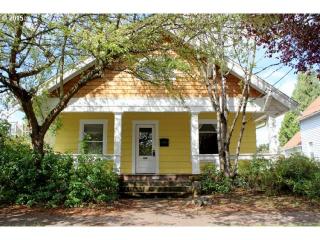 8525 Oswego Ave, Portland, OR 97203-3140