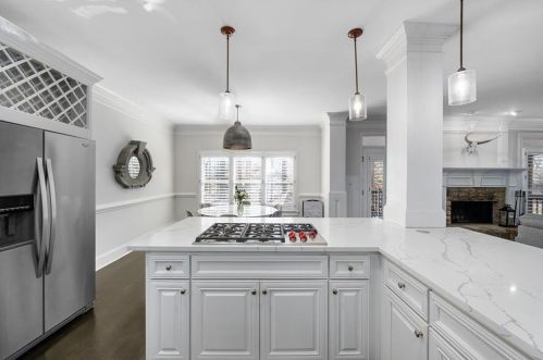 1021 Madeline Ln, Atlanta GA  30350-4024 exterior